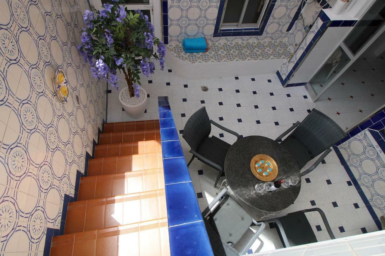 Big Apartment With Unique Patio Near Santa Barbara Castle Аликанте Экстерьер фото